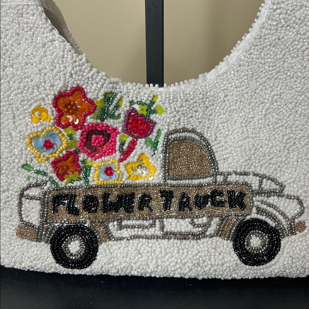 From India To You | Farmers Market Beaded Flower Truck Butterfly Bag 💐🦋🛻 - Picture 5 of 13
